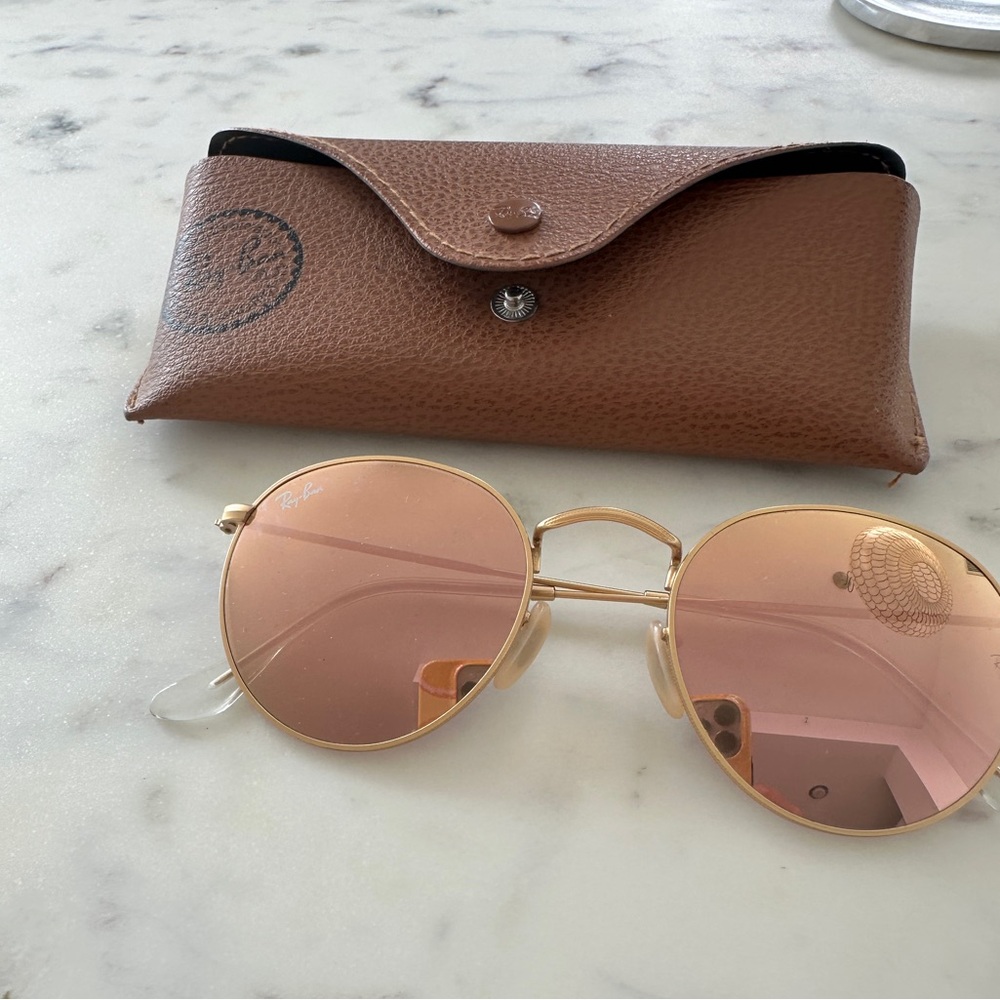 Ray-Ban Gold Metal Round Frame with Pink Lenses Sunglasses